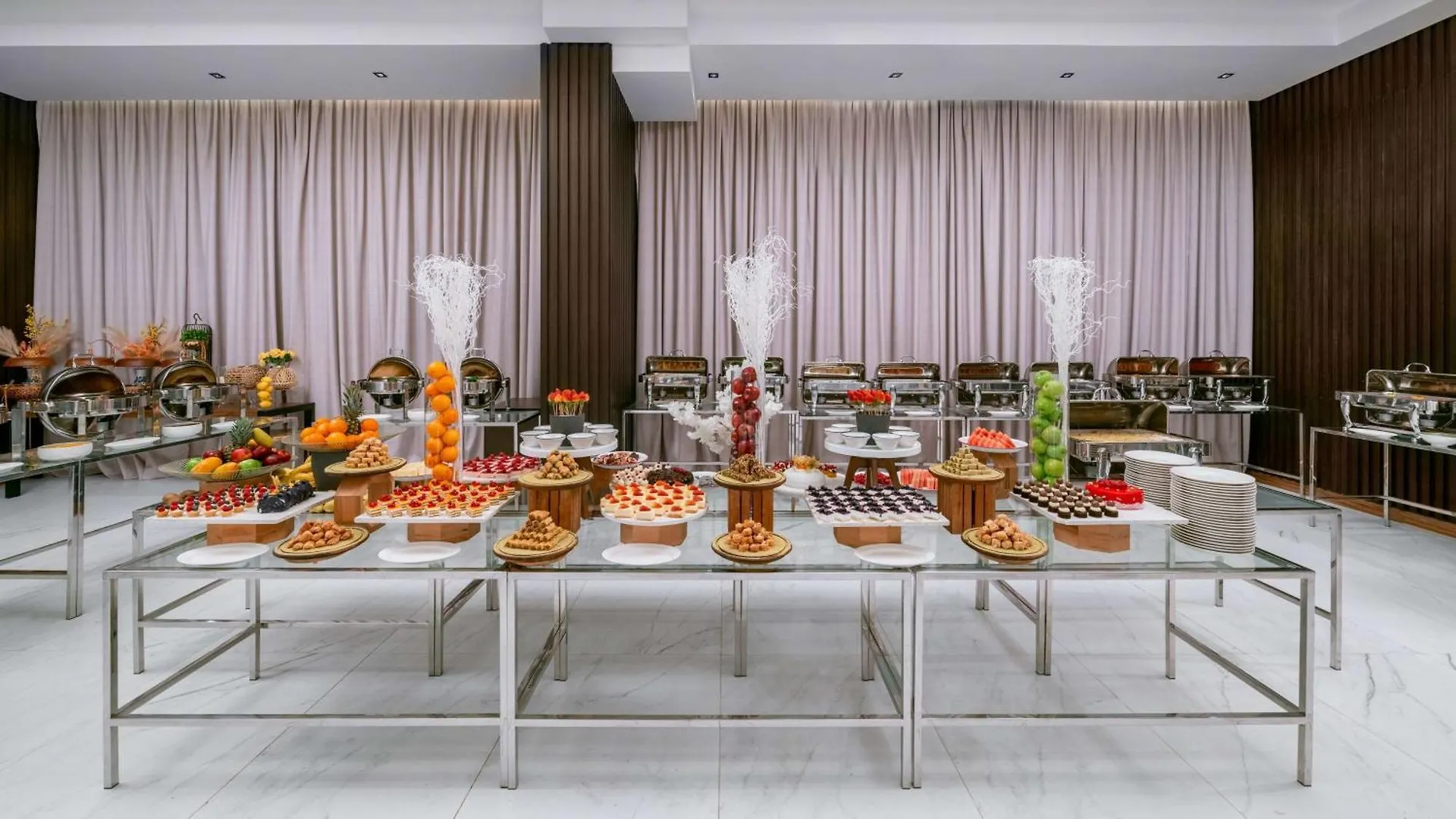 Radisson Blu Hotel Riyadh Qurtuba 4*,